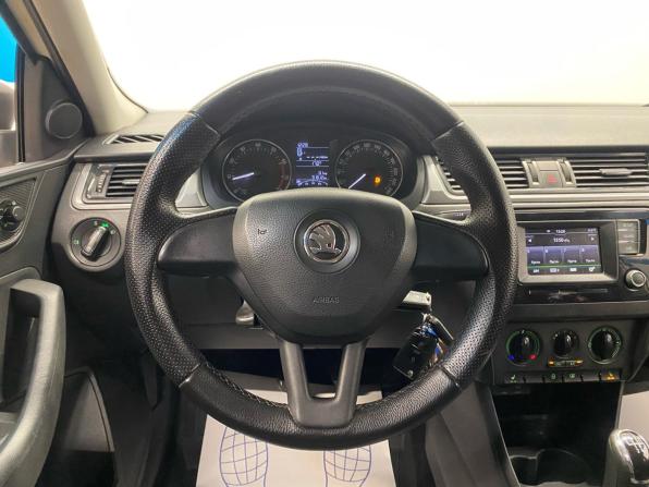 Skoda Rapid I Рестайлинг с пробегом 2017 года, цена 749 000 рублей, 91000 км, лифтбек, Автокод Объявления