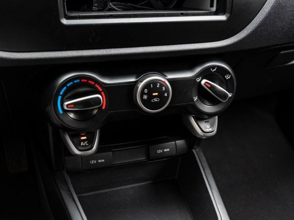 Kia Rio IV с пробегом 2020 года, цена 1 040 000 рублей, 111127 км, седан, Автокод Объявления