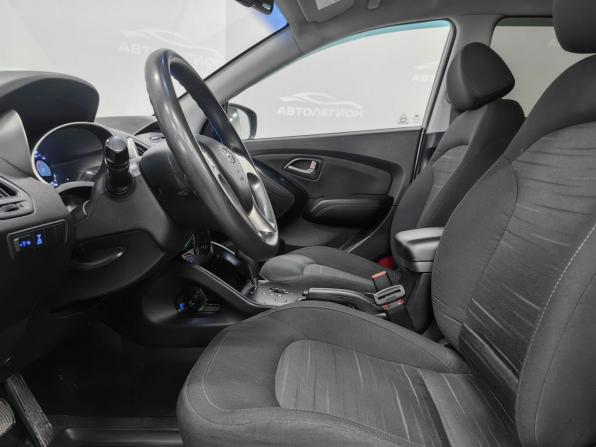 Hyundai ix35 I Рестайлинг с пробегом 2014 года, цена 1 580 000 рублей, 206300 км, внедорожник, Автокод Объявления