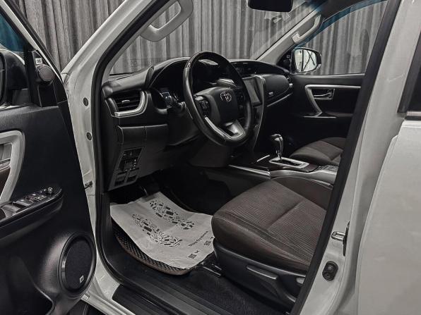 Toyota Fortuner II с пробегом 2017 года, цена 3 000 000 рублей, 158000 км, внедорожник, Автокод Объявления