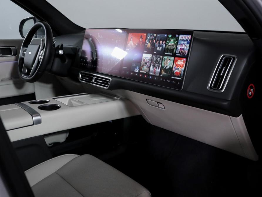Li Auto (Lixiang) L9 I Москва  - изображение 9