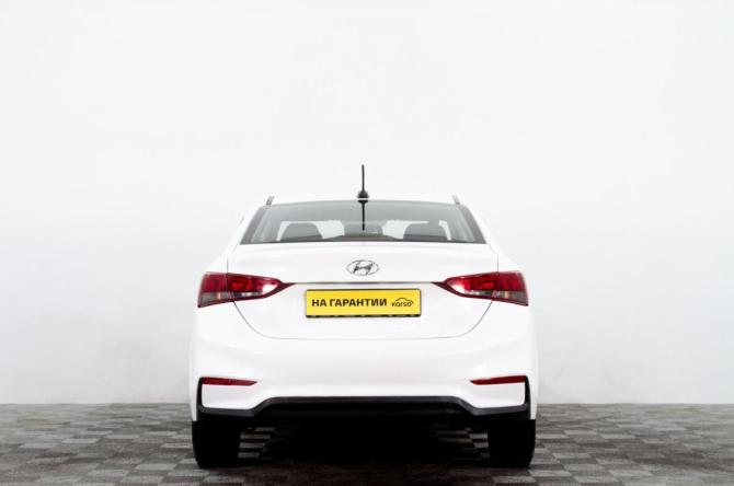 Hyundai Solaris II с пробегом 2019 года, цена 1 059 000 рублей, 68523 км, седан, Автокод Объявления
