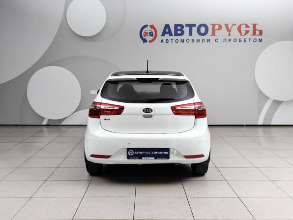 Kia Rio III с пробегом 2015 года, цена 935 000 рублей, 65970 км, хэтчбек, Автокод Объявления
