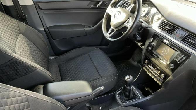 Skoda Rapid I с пробегом 2016 года, цена 929 000 рублей, 127598 км, лифтбек, Автокод Объявления