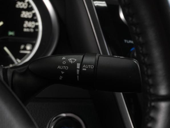 Toyota Camry VIII (XV70) с пробегом 2019 года, цена 2 699 000 рублей, 175479 км, седан, Автокод Объявления