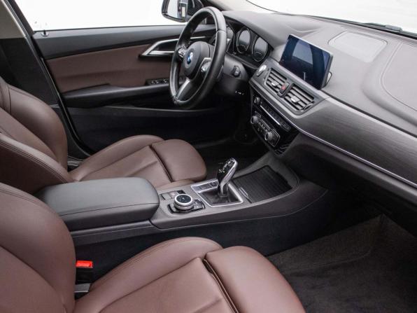 BMW 1 серии III (F52) Рестайлинг с пробегом 2020 года, цена 2 740 000 рублей, 41608 км, седан, Автокод Объявления