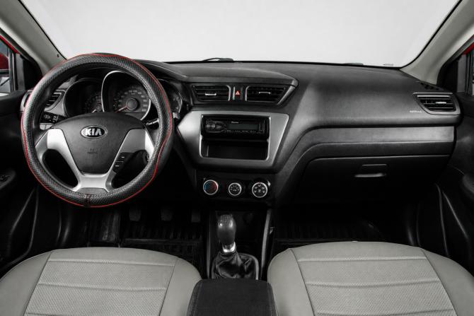 Kia Rio III Рестайлинг с пробегом 2016 года, цена 929 000 рублей, 115500 км, седан, Автокод Объявления
