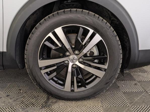 Peugeot 5008 II Рестайлинг с пробегом 2021 года, цена 2 995 000 рублей, 15397 км, внедорожник, Автокод Объявления