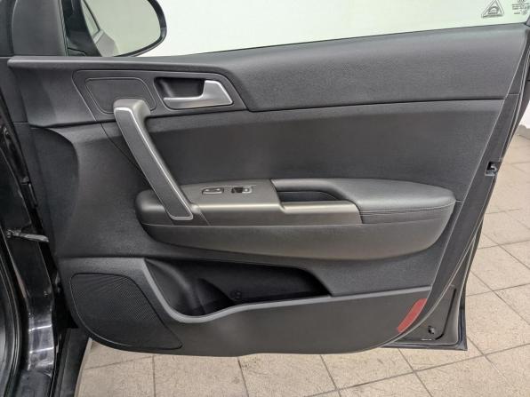 Kia Sportage IV Рестайлинг с пробегом 2021 года, цена 2 215 000 рублей, 101594 км, внедорожник, Автокод Объявления