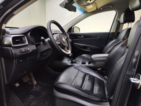Kia Sorento III Prime с пробегом 2017 года, цена 2 250 000 рублей, 136660 км, внедорожник, Автокод Объявления