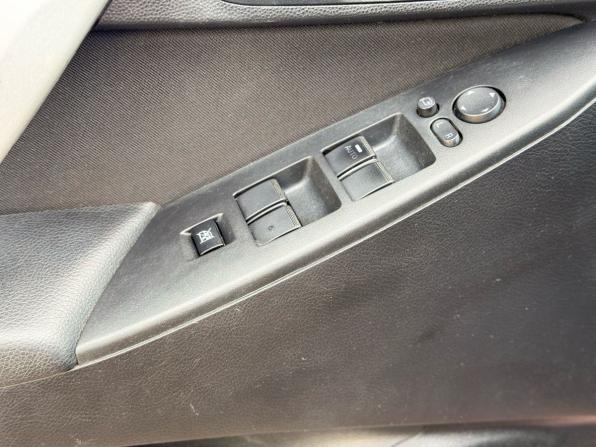 Mazda 3 II (BL) Рестайлинг с пробегом 2012 года, цена 829 000 рублей, 175983 км, хэтчбек, Автокод Объявления