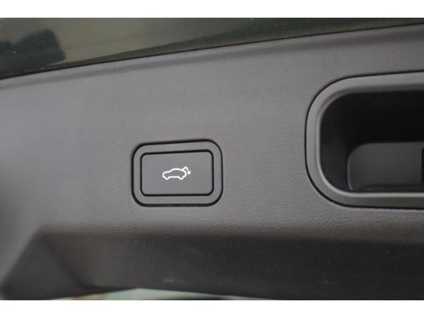 Geely Atlas II с пробегом 2024 года, цена 2 821 700 рублей, 69857 км, внедорожник, Автокод Объявления