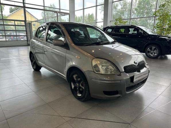 Toyota Vitz I (P10) с пробегом 2003 года, цена 365 000 рублей, 260000 км, хэтчбек, Автокод Объявления