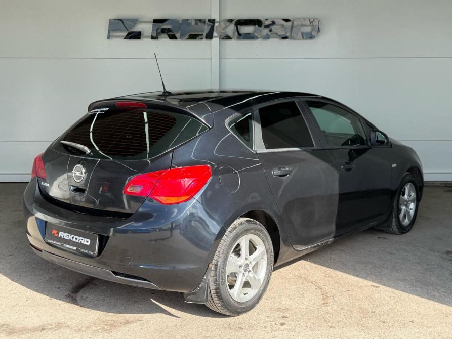 Opel Astra J Уфа  - изображение 4