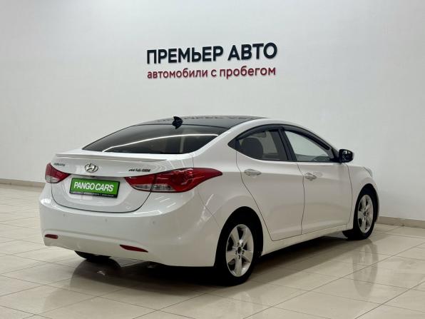 Hyundai Avante V с пробегом 2012 года, цена 835 000 рублей, 206031 км, седан, Автокод Объявления