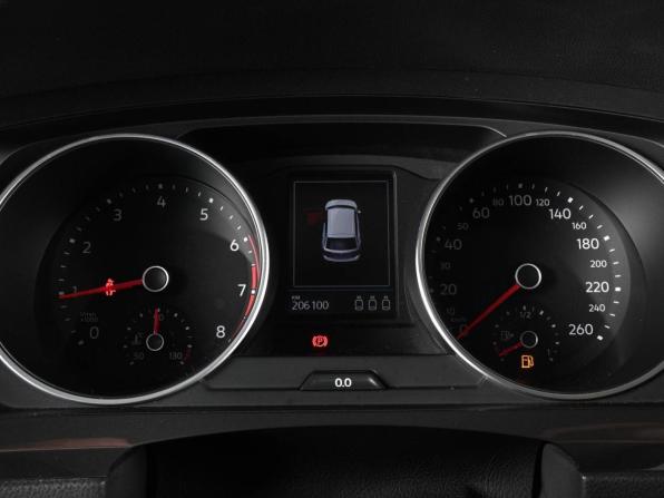 Volkswagen Tiguan II с пробегом 2018 года, цена 1 979 000 рублей, 206100 км, внедорожник, Автокод Объявления