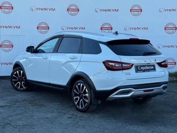 Lada (ВАЗ) Vesta I Рестайлинг (NG) с пробегом 2024 года, цена 1 389 000 рублей, 95629 км, универсал, Автокод Объявления