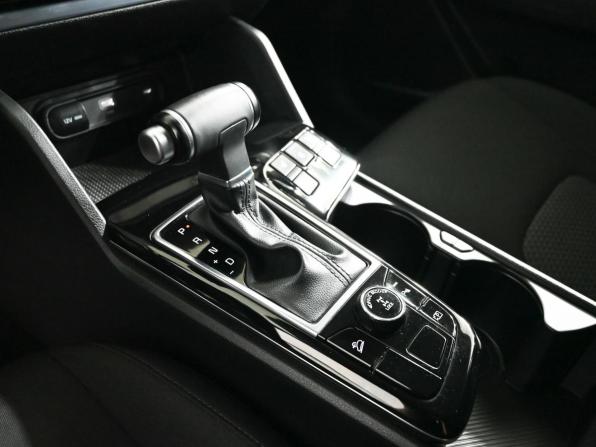 Kia Sportage V с пробегом 2023 года, цена 3 850 000 рублей, 49000 км, внедорожник, Автокод Объявления