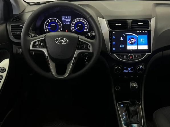 Hyundai Solaris I Рестайлинг с пробегом 2015 года, цена 1 149 000 рублей, 118344 км, седан, Автокод Объявления