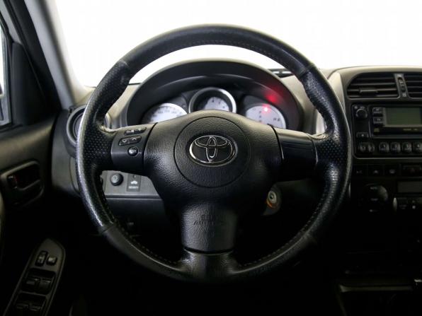 Toyota RAV4 II (XA20) Рестайлинг с пробегом 2004 года, цена 690 000 рублей, 302488 км, внедорожник, Автокод Объявления