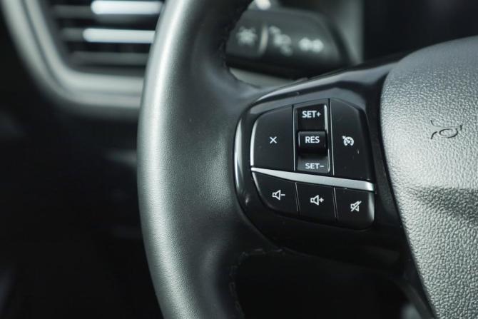 Ford Escape IV с пробегом 2021 года, цена 2 599 000 рублей, 31000 км, внедорожник, Автокод Объявления