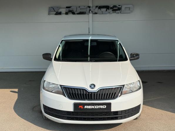 Skoda Rapid I с пробегом 2016 года, цена 839 000 рублей, 179989 км, лифтбек, Автокод Объявления