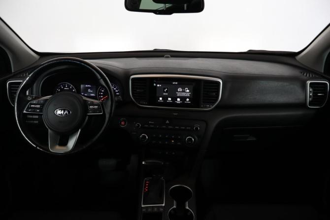 Kia Sportage IV Рестайлинг с пробегом 2019 года, цена 2 199 000 рублей, 74000 км, внедорожник, Автокод Объявления