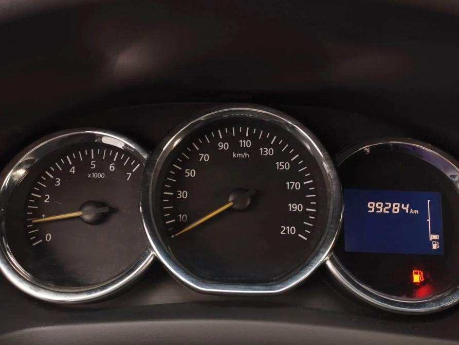 Renault Logan II Москва  - изображение 12