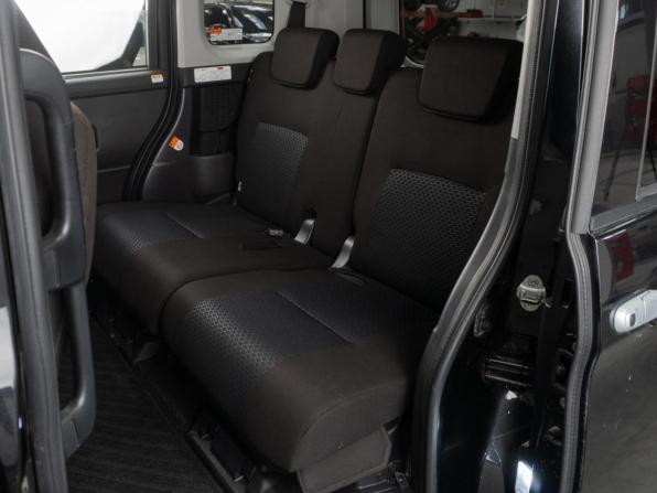 Toyota Roomy I Рестайлинг с пробегом 2021 года, цена 1 134 000 рублей, 93915 км, микровэн, Автокод Объявления