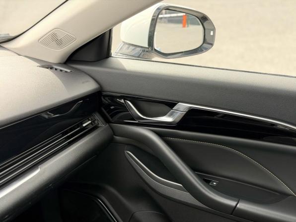 FAW Bestune B70 I с пробегом 2023 года, цена 1 390 000 рублей, 35000 км, лифтбек, Автокод Объявления
