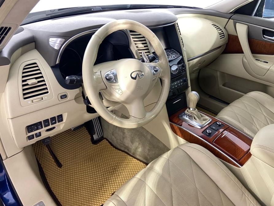 Infiniti QX70 Санкт-Петербург  - изображение 10