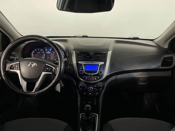 Hyundai Solaris I с пробегом 2013 года, цена 719 900 рублей, 202000 км, хэтчбек, Автокод Объявления