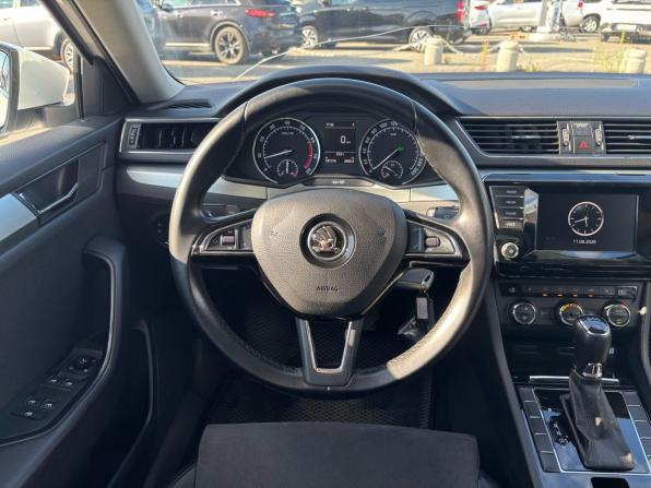 Skoda Superb III с пробегом 2016 года, цена 1 766 000 рублей, 190000 км, лифтбек, Автокод Объявления