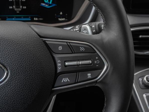 Hyundai Santa Fe IV Рестайлинг с пробегом 2020 года, цена 3 540 000 рублей, 76047 км, внедорожник, Автокод Объявления