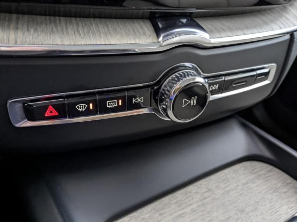 Volvo XC60 II с пробегом 2020 года, цена 3 900 000 рублей, 80596 км, внедорожник, Автокод Объявления