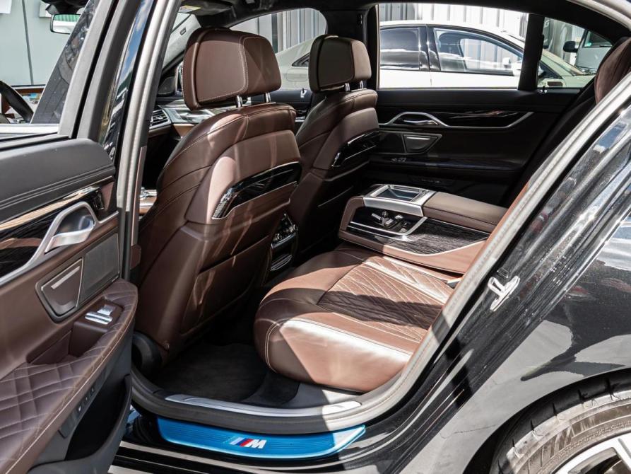BMW 7 серии VI (G11/G12) Рестайлинг Краснодар  - изображение 15