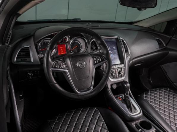 Opel Astra J Рестайлинг с пробегом 2014 года, цена 899 000 рублей, 187884 км, хэтчбек, Автокод Объявления