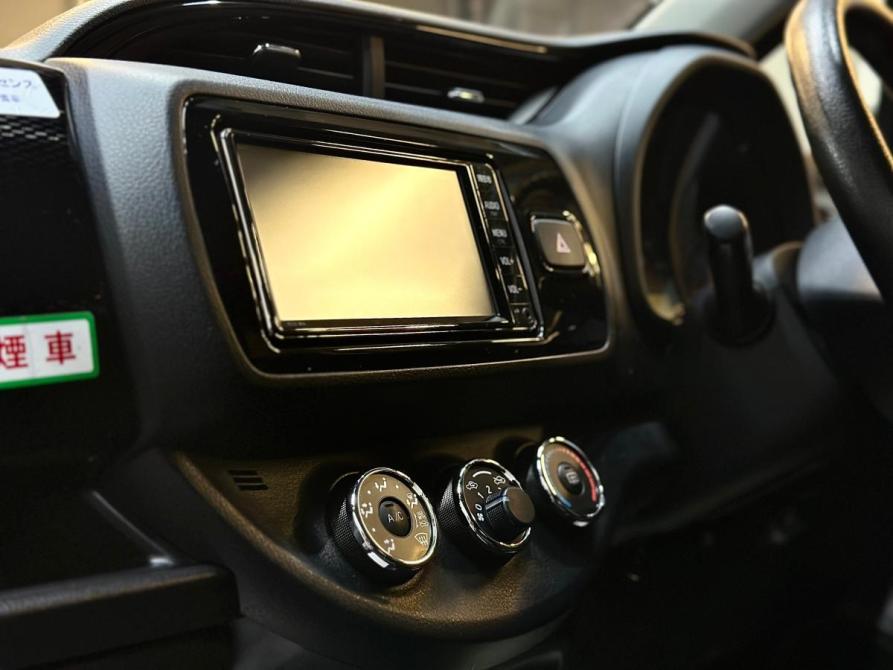 Toyota Vitz III (XP130) Рестайлинг 2 Красноярск  - изображение 12