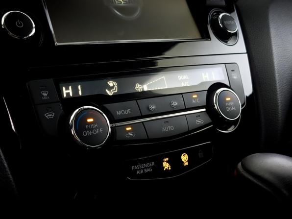 Nissan Qashqai II с пробегом 2018 года, цена 1 800 000 рублей, 82500 км, внедорожник, Автокод Объявления