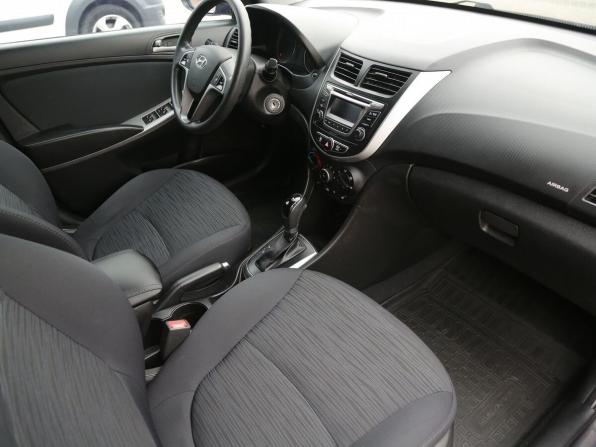 Hyundai Solaris I Рестайлинг с пробегом 2016 года, цена 1 026 000 рублей, 151600 км, седан, Автокод Объявления