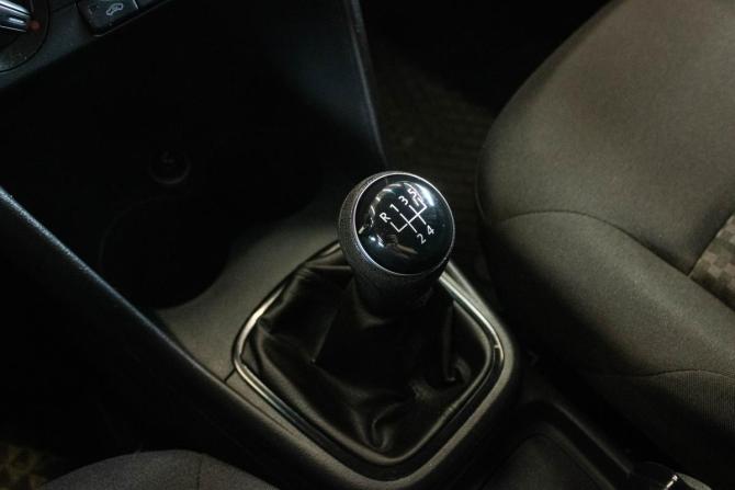 Volkswagen Polo V Рестайлинг с пробегом 2016 года, цена 1 050 000 рублей, 184787 км, седан, Автокод Объявления