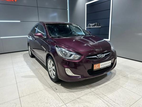 Hyundai Solaris I с пробегом 2012 года, цена 780 000 рублей, 209000 км, седан, Автокод Объявления