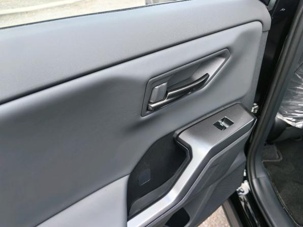Toyota RAV4 VI (XA60) с пробегом 2026 года, цена 4 100 000 рублей, 10 км, внедорожник, Автокод Объявления