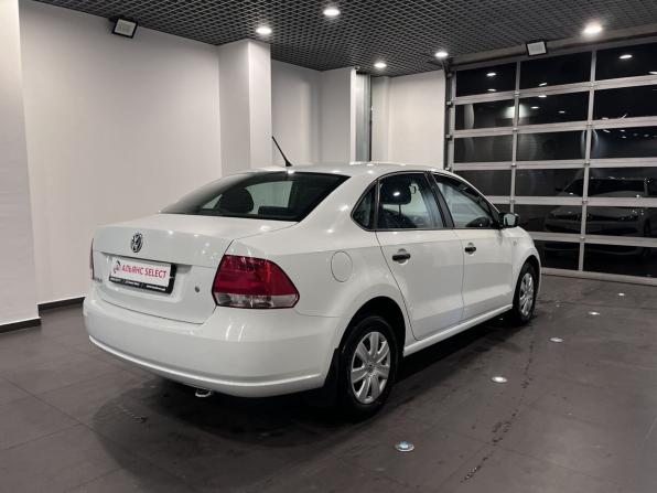 Volkswagen Polo V с пробегом 2015 года, цена 820 000 рублей, 190617 км, седан, Автокод Объявления