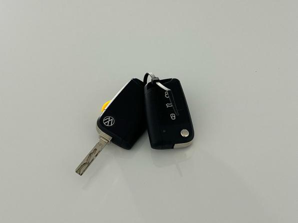 Volkswagen Tiguan II Рестайлинг с пробегом 2021 года, цена 2 550 000 рублей, 109125 км, внедорожник, Автокод Объявления