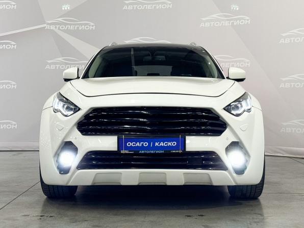 Infiniti FX II (S51) Рестайлинг с пробегом 2013 года, цена 2 200 000 рублей, 180000 км, внедорожник, Автокод Объявления