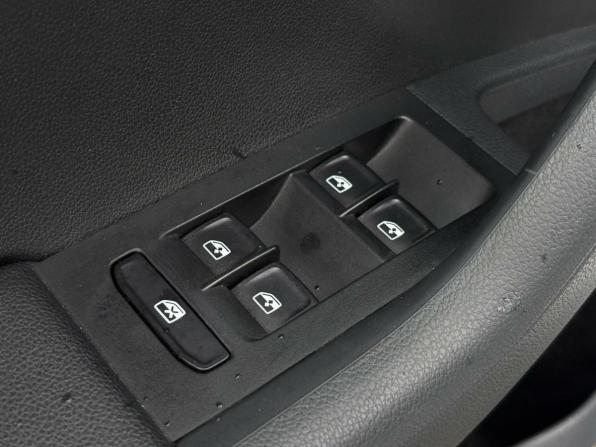 Skoda Octavia III (A7) Рестайлинг с пробегом 2018 года, цена 1 990 000 рублей, 148151 км, лифтбек, Автокод Объявления