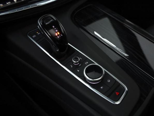 Cadillac Escalade V с пробегом 2022 года, цена 9 599 000 рублей, 61568 км, внедорожник, Автокод Объявления
