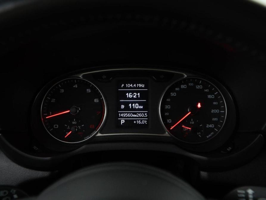 Audi A1 I (8X) Москва  - изображение 20
