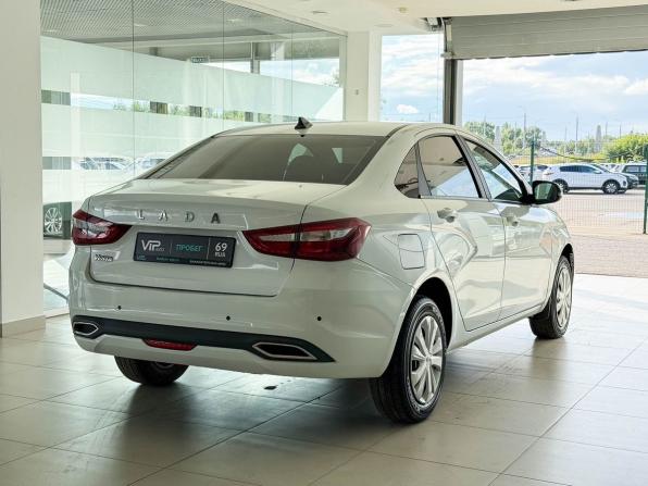 Lada (ВАЗ) Vesta I Рестайлинг (NG) с пробегом 2023 года, цена 1 045 000 рублей, 81912 км, седан, Автокод Объявления